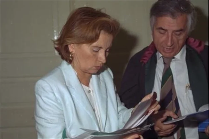 Nazlı Ilıcak: Cici kız olarak yetiştirildim!
