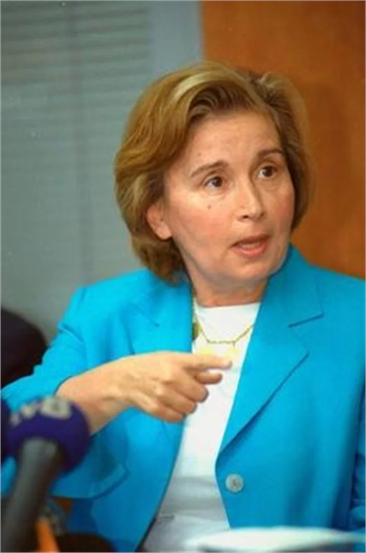 Nazlı Ilıcak: Cici kız olarak yetiştirildim!