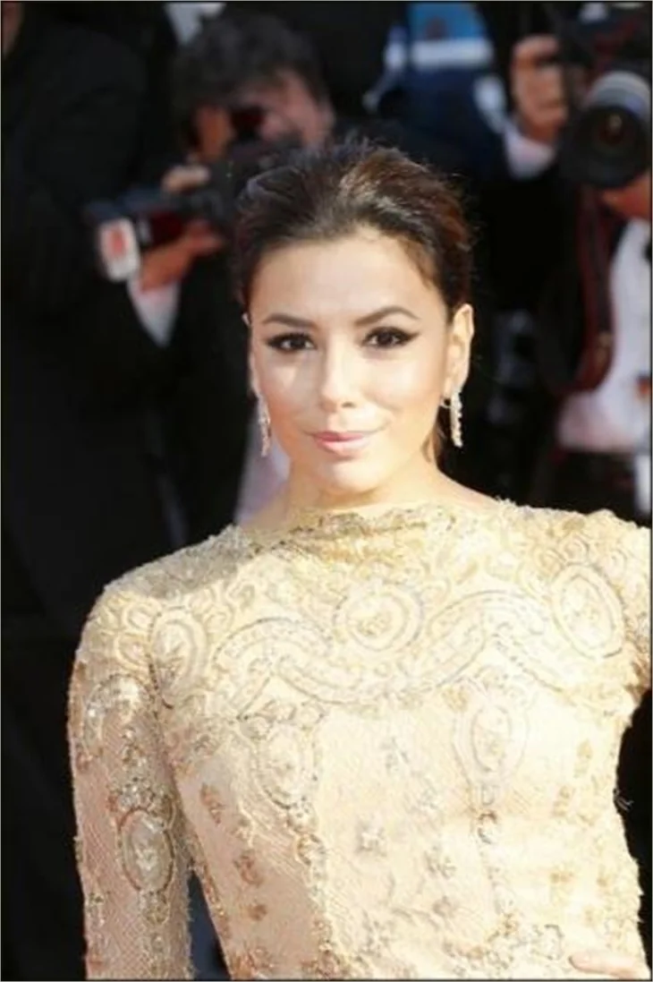 Eva Longoria'nın başına öyle bir şey geldi ki..