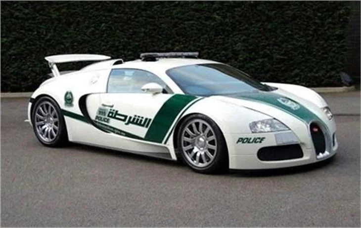 Polisteki araba Cem Yılmaz'da yok!