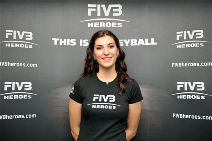 Voleybolcu Neslihan Demir ile oyuncu Kamil Güler yakınlaşması!