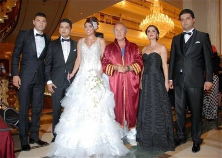 Burak Yılmaz'ı ağlatan düğün!