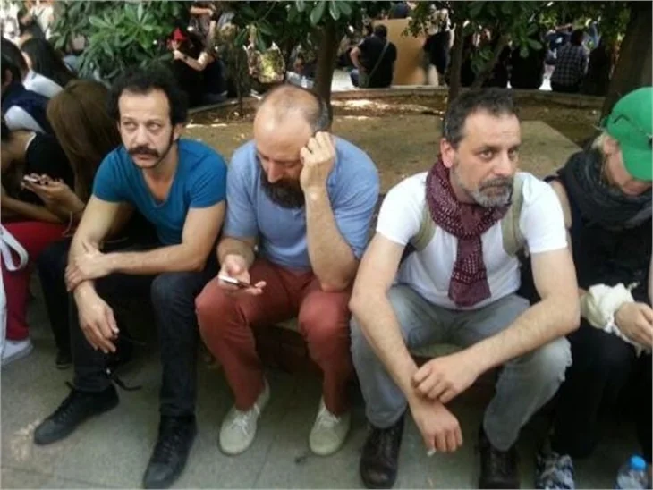 Ünlülerden Gezi Parkı'na destek!