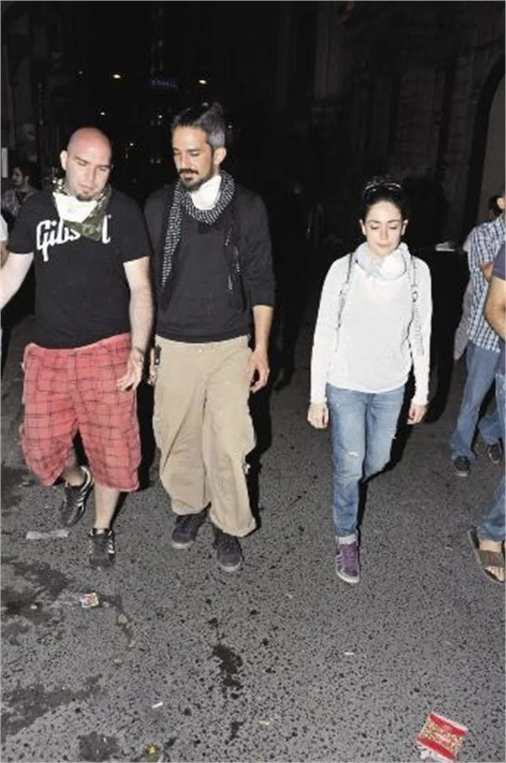 Ünlülerden Gezi Parkı'na destek!
