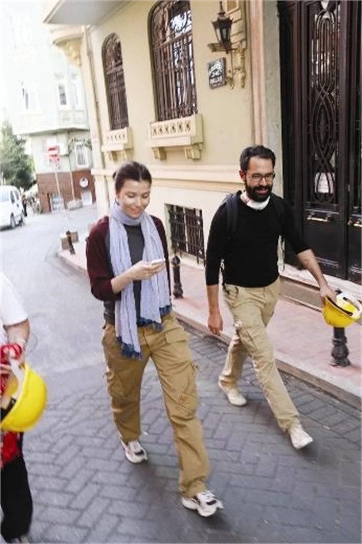 Ünlülerden Gezi Parkı'na destek!