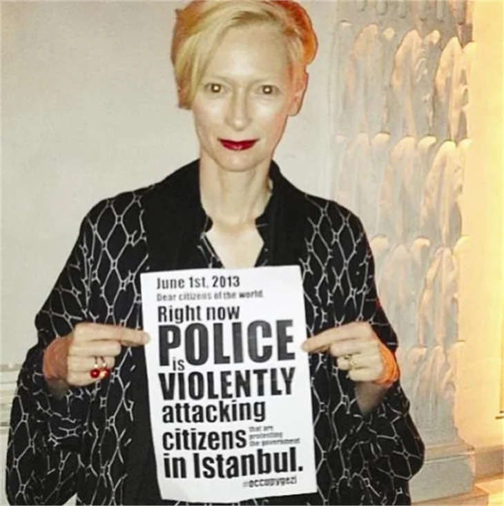 Ünlülerden Gezi Parkı'na destek!