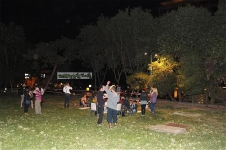 Ünlülerden Gezi Parkı'na destek!