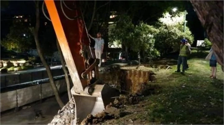 Ünlülerden Gezi Parkı'na destek!