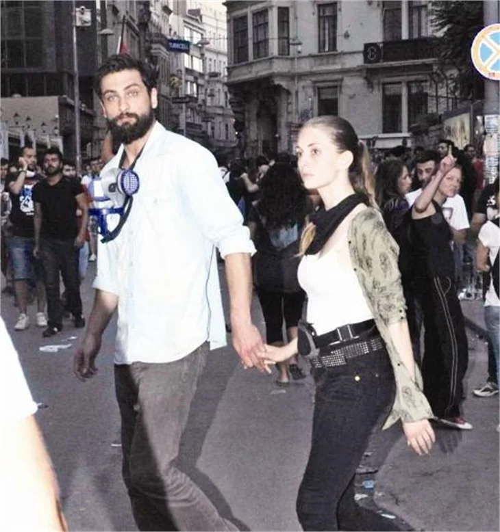 Ünlülerden Gezi Parkı'na destek!