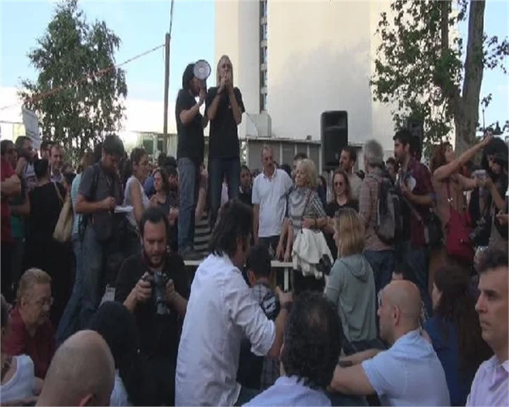 Taksim Gezi Parkı'na "Şafak Baskını!.."
