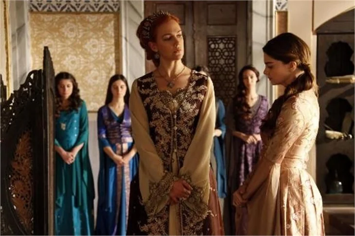 Muhteşem Yüzyıl ekibinden Hürrem Sultan'a veryansın!