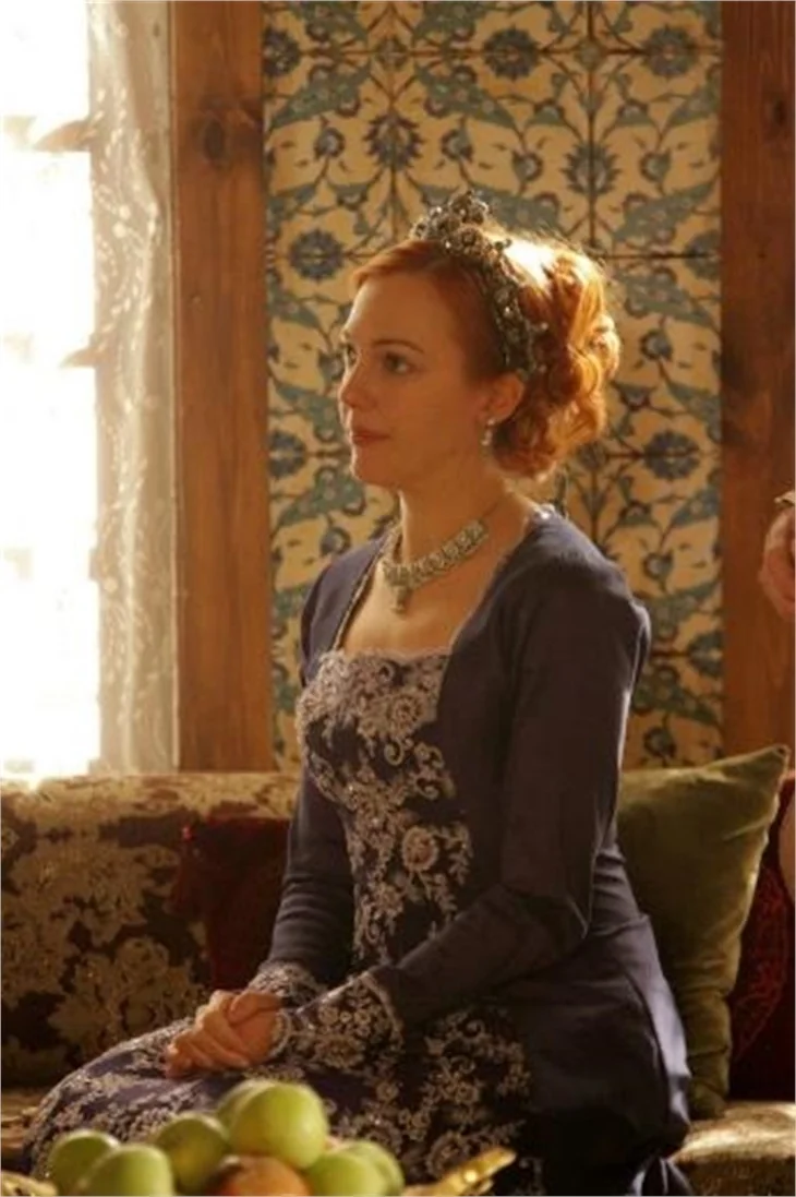 Muhteşem Yüzyıl ekibinden Hürrem Sultan'a veryansın!