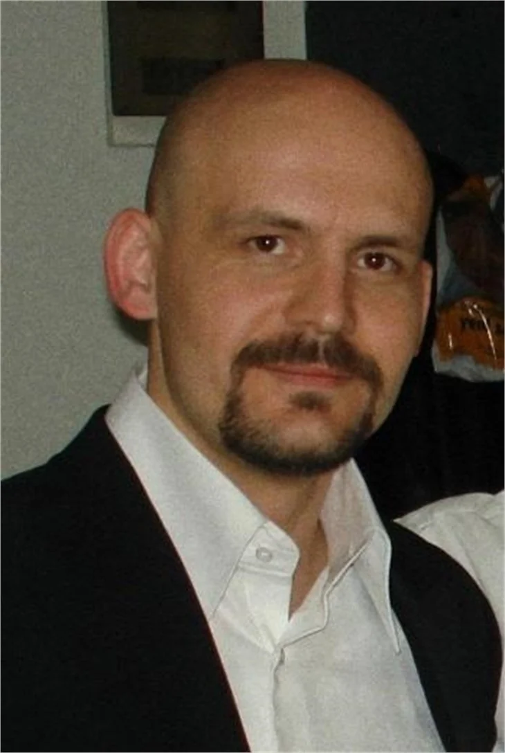 Seyirci protesto etti, Atalay Demirci sahneyi terk etti!