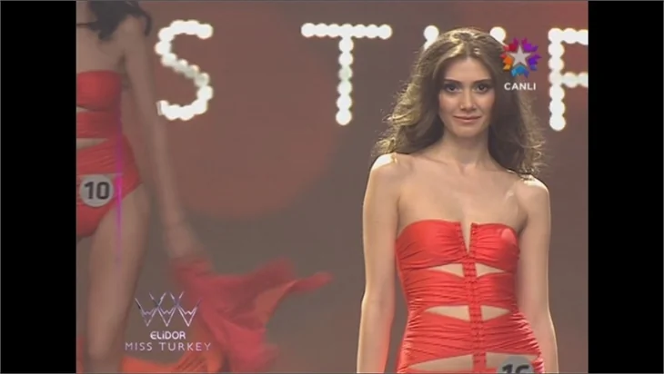 Miss Turkey güzelleri sahnede!