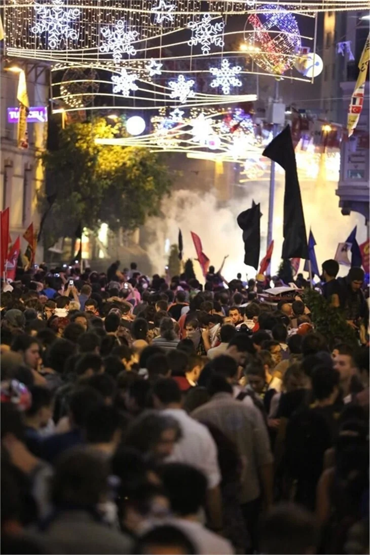 Twitter fotoğraflarıyla Gezi Parkı!