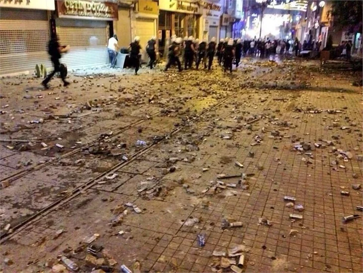 Twitter fotoğraflarıyla Gezi Parkı!