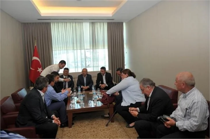 CHP'liler vapurla Beşiktaş'a, sonra Taksim'e!