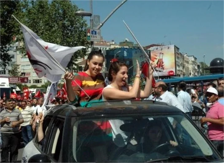 Kemal Kılıçdaroğlu Taksim'de!