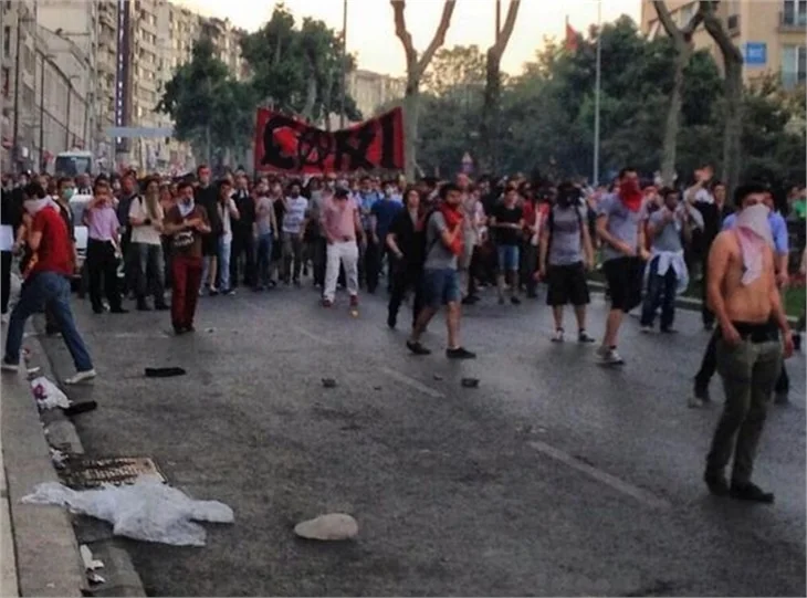 Taraftar grupları Gezi Parkı için tek yürek!