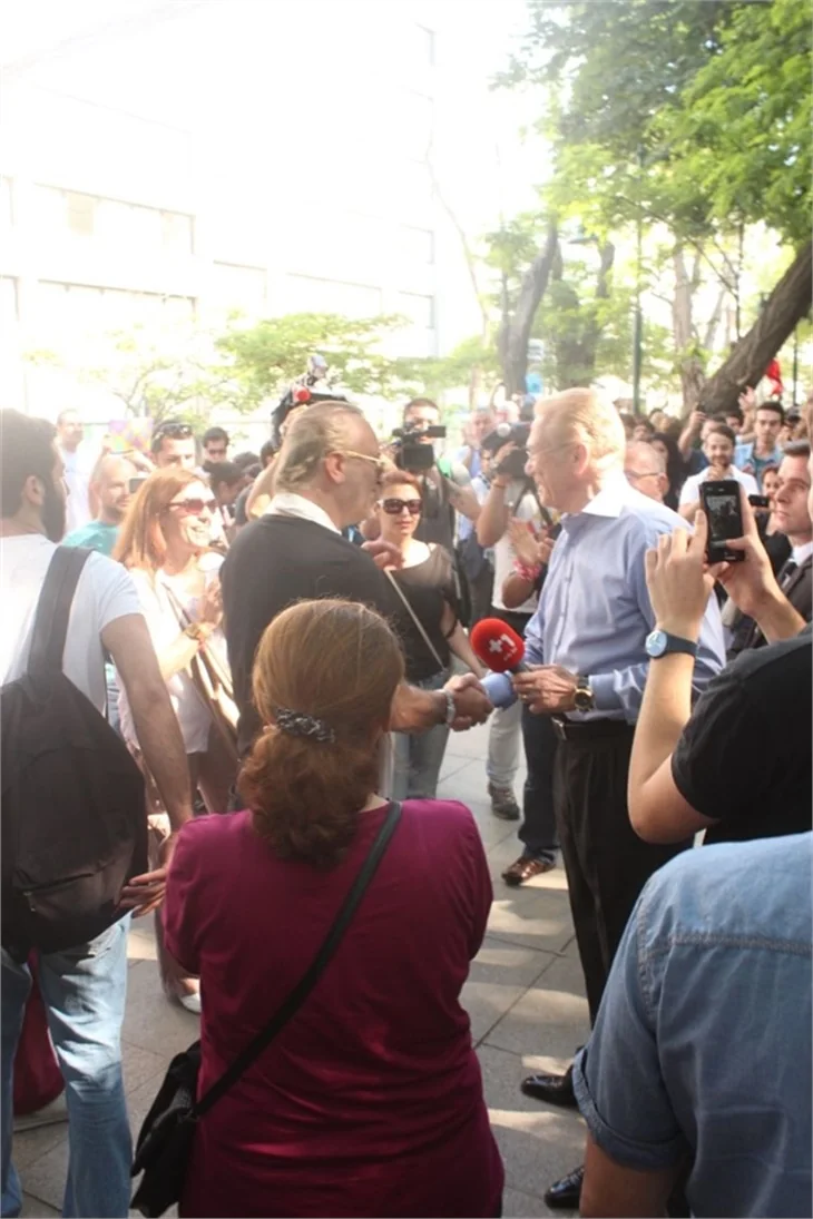 Ünlüler 7. günde de Gezi Parkı'ndaydı!