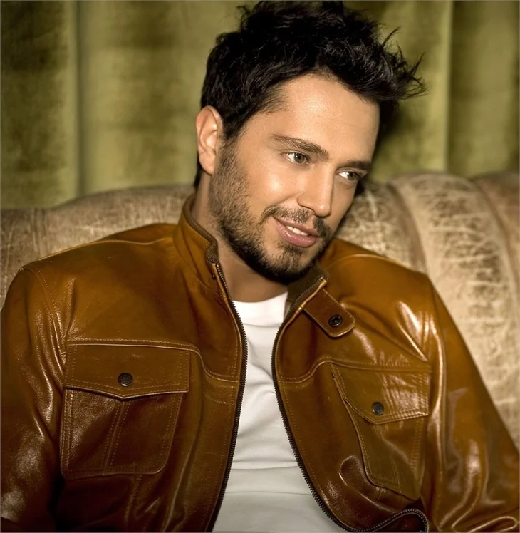Twitter'dan Murat Boz'a tepki!