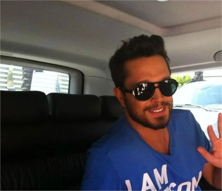 Twitter'dan Murat Boz'a tepki!