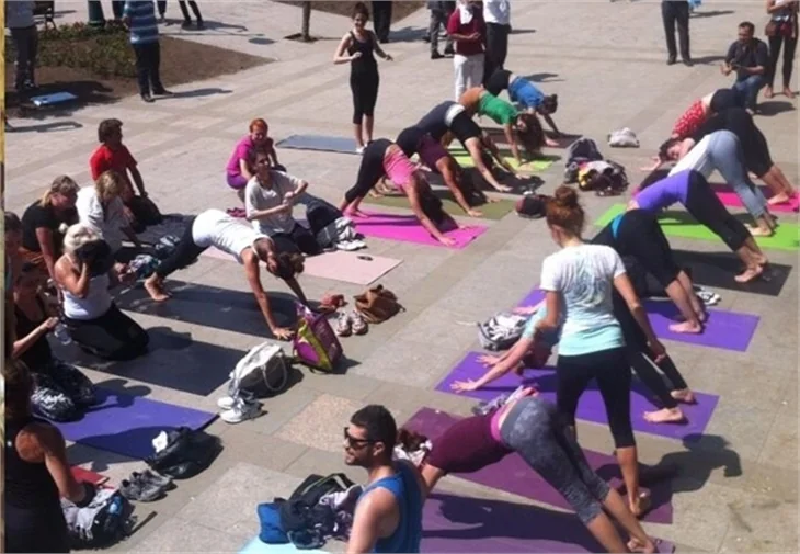 Gezi Parkı'nda yoga yaptılar!