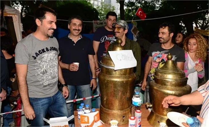 Ünlü oyuncular Gezi Parkı eylemlerinde...