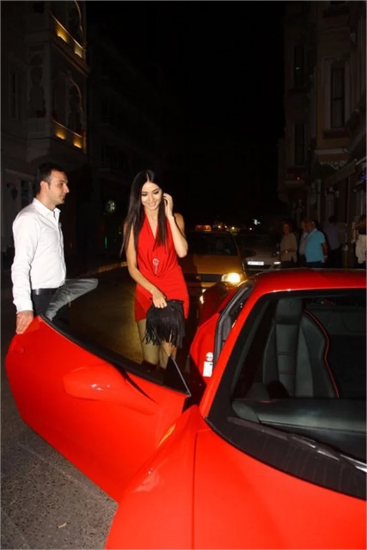 İşte yılın aşk bombası!