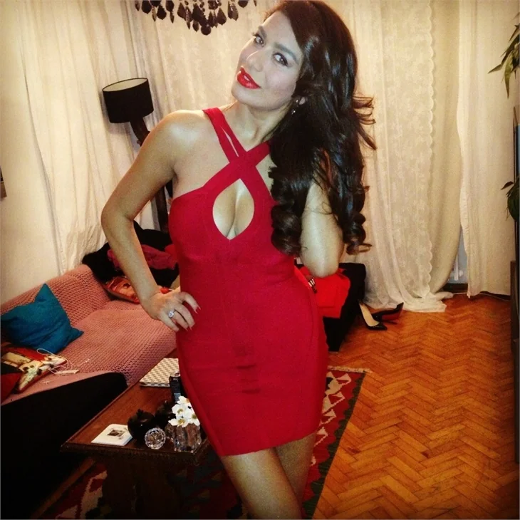 Ebru Şancı inşaatçı oldu!