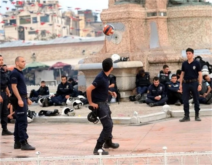 Taksim'de 16. gün böyle başladı