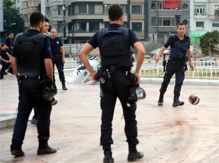Taksim'de 16. gün böyle başladı