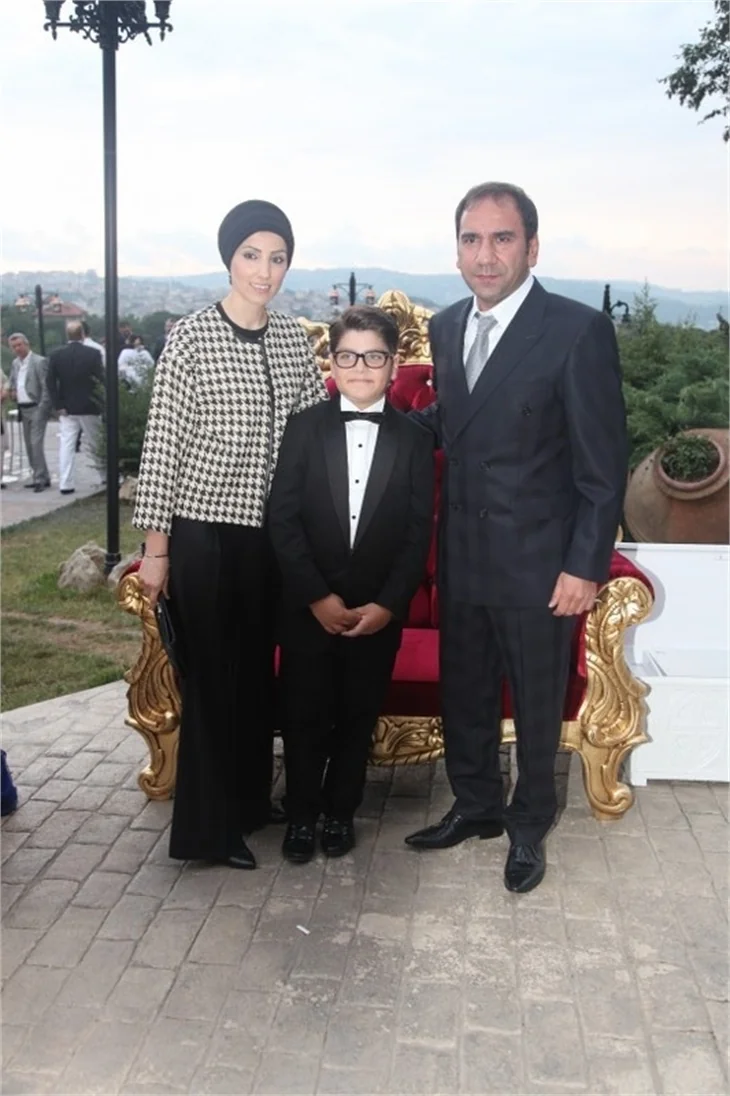 Elif Karlı'nın oğlunun sünnetine ünlü akını!