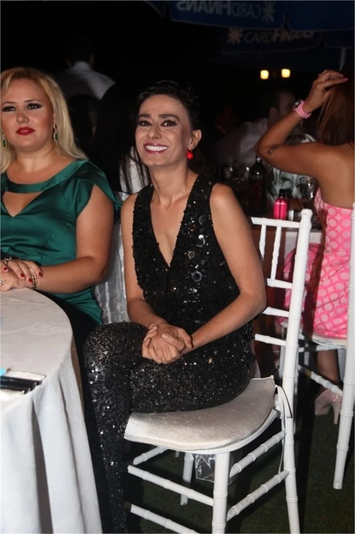 Elif Karlı'nın oğlunun sünnetine ünlü akını!