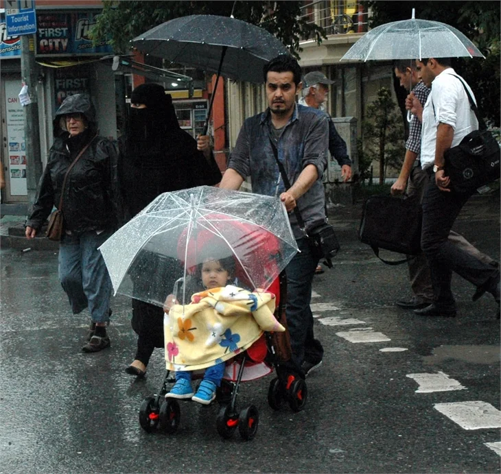 İstanbul'u sel aldı!