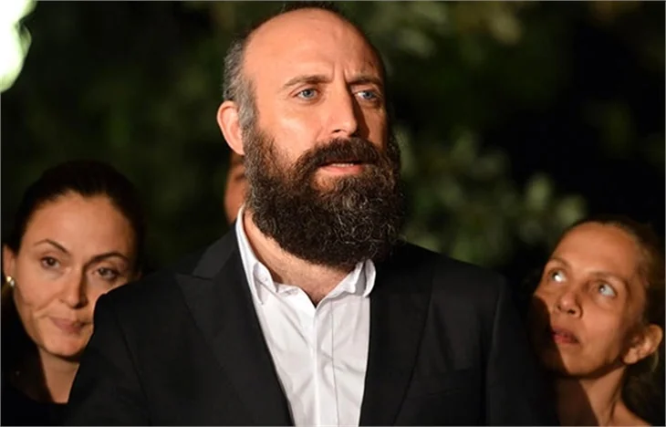 Başbakan'la görüşen sanatçılardan açıklama!