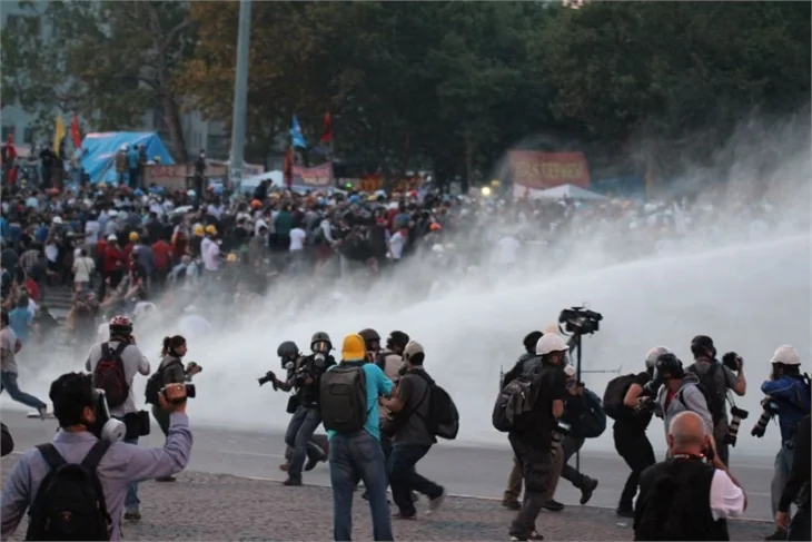 Gezi Parkı'na müdahaleden ilk fotoğraflar!