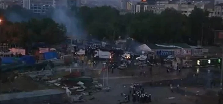 Gezi Parkı'na müdahaleden ilk fotoğraflar!