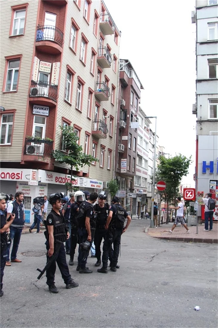 Doktorlara kelepçe