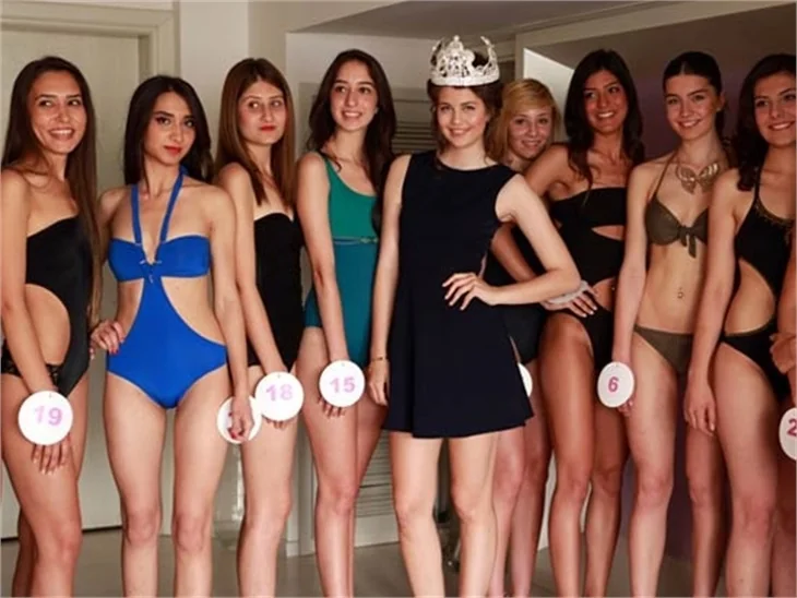 Best Model izdihamı!