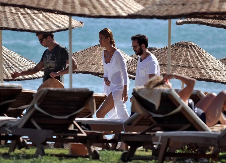 Ünlüler Çeşme'ye aktı!