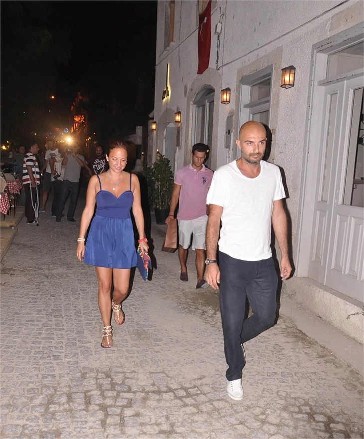 Ünlüler Çeşme'ye aktı!