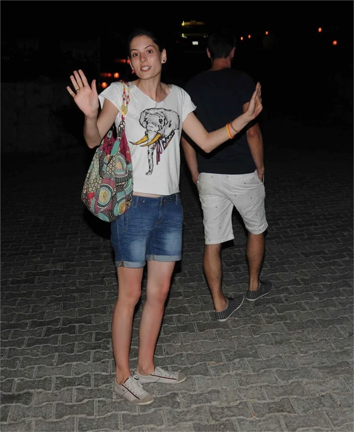 Ünlüler Çeşme'ye aktı!
