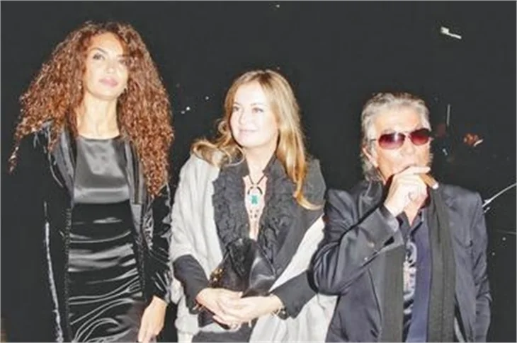 İzzet Çapa, ünlü modacı Roberto Cavalli ile röportaj yaptı!