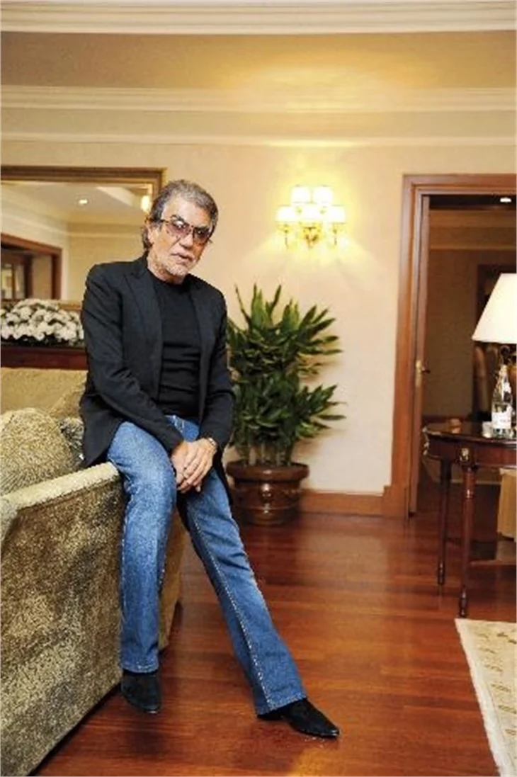 İzzet Çapa, ünlü modacı Roberto Cavalli ile röportaj yaptı!