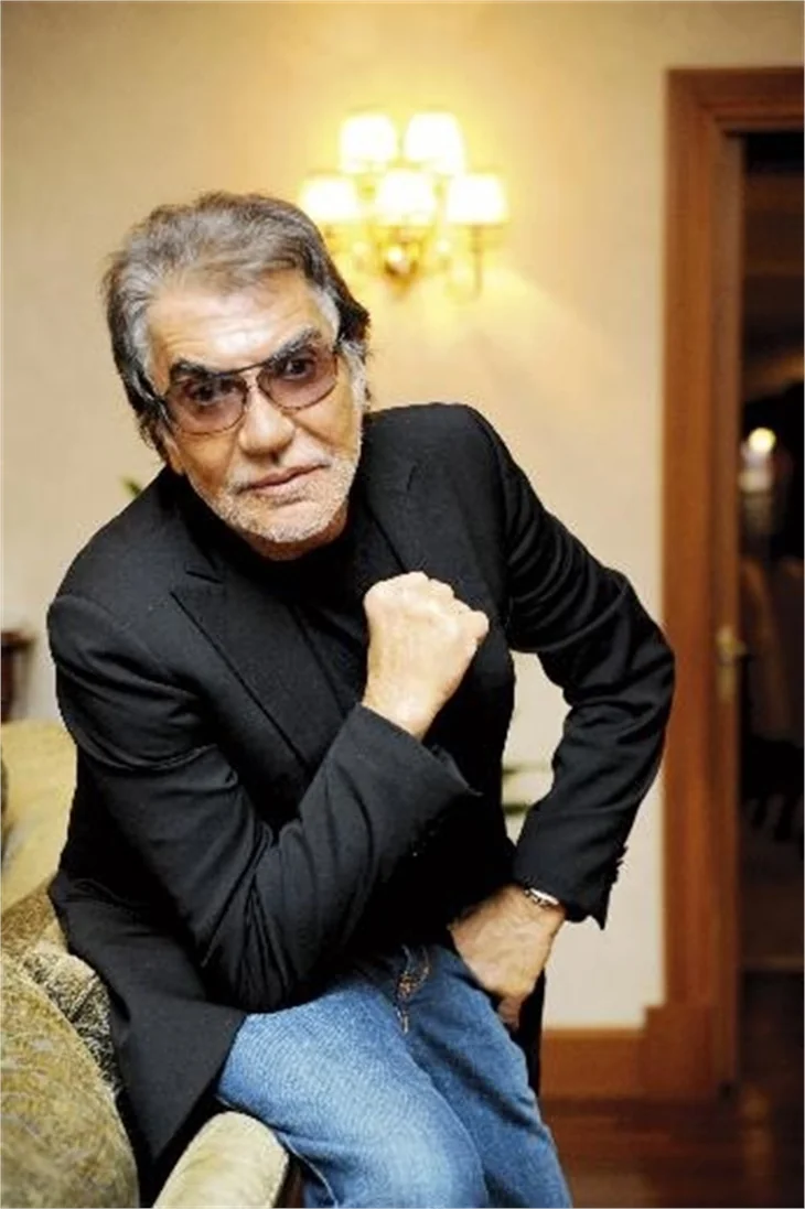 İzzet Çapa, ünlü modacı Roberto Cavalli ile röportaj yaptı!