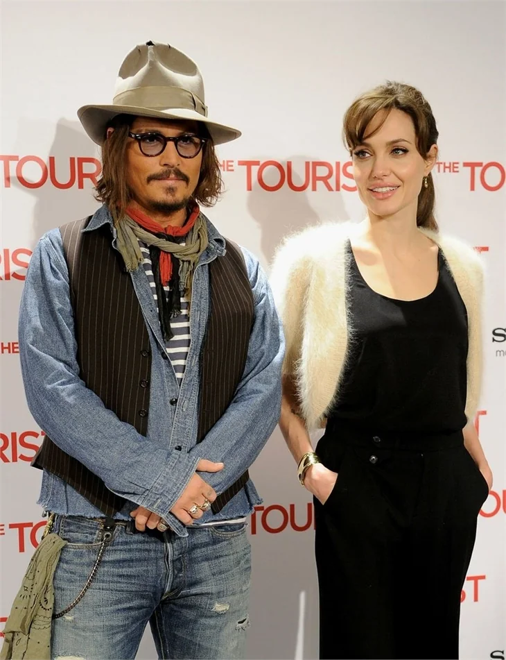 Ünlü oyuncu Johnny Depp'in farklı halleri!