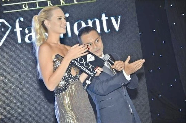 Serdar Ortaç'tan Chloe'ye büyük sürpriz!