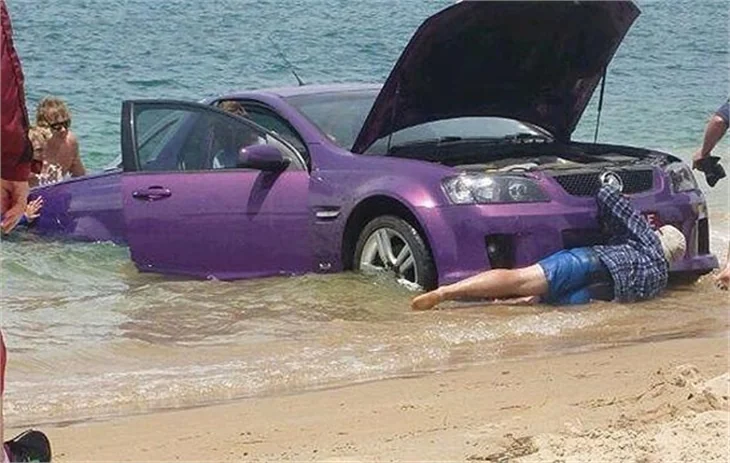 Plajda çileden çıkaran görüntüler!