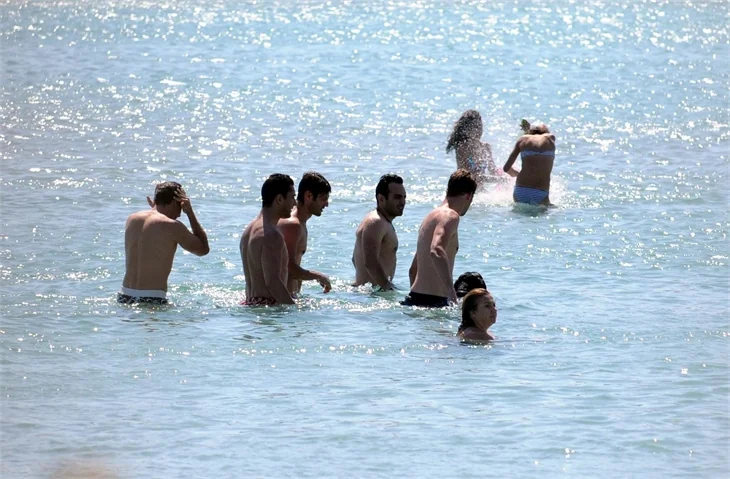 "Kuzey Güney" ekibi tatilde!